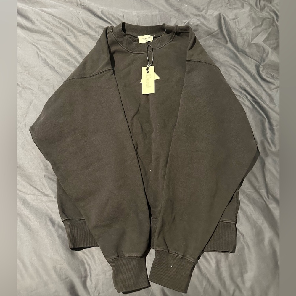 Elwood sweater
